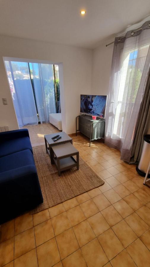 Apartment Avec Terrasse A Sanary-sur-Mer